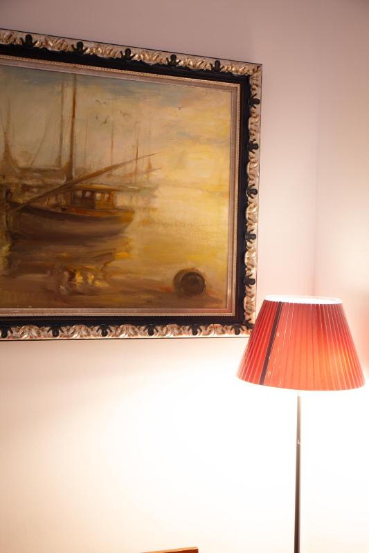 Single Room image 3