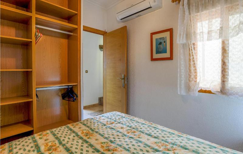 Awesome Home In Santa Pola With Wifi - image 23