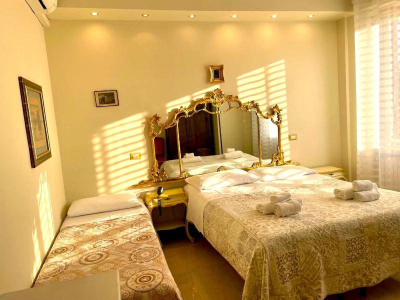 Triple Room image 3