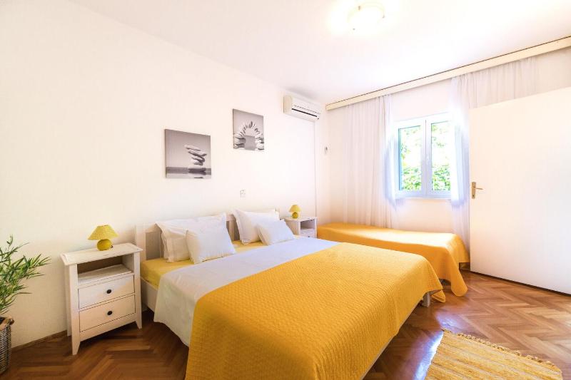 One-Bedroom Apartment with Terrace image 1