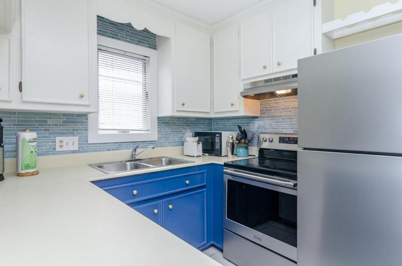 Madrid by Bryant Real Estate - image 19