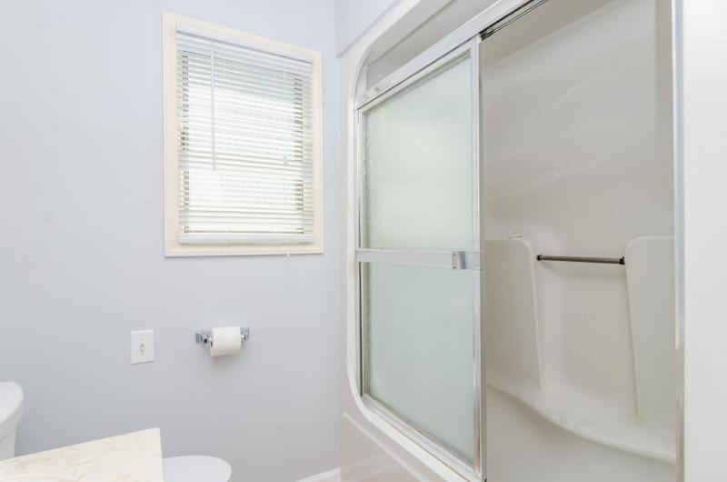 Madrid by Bryant Real Estate - image 5