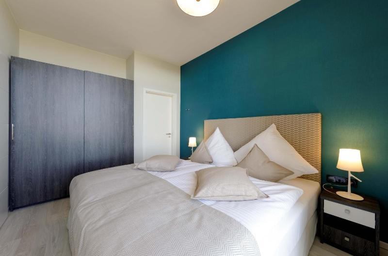 5-Sterne Apartment Strandflieder mit einem traumhaften Boddenblick - image 11
