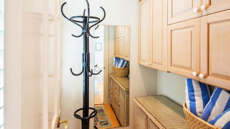 Promenade to Paradise by Last Key Realty - image 12
