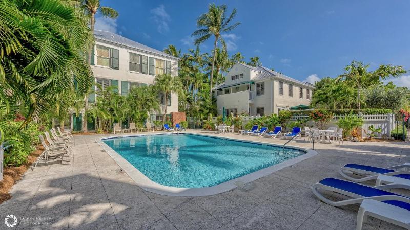 Promenade to Paradise by Last Key Realty - image 21