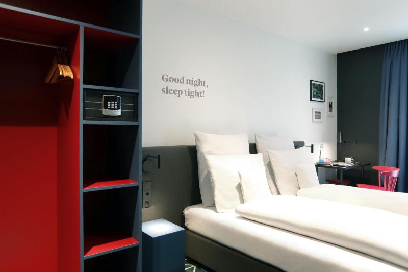 King Room image 1