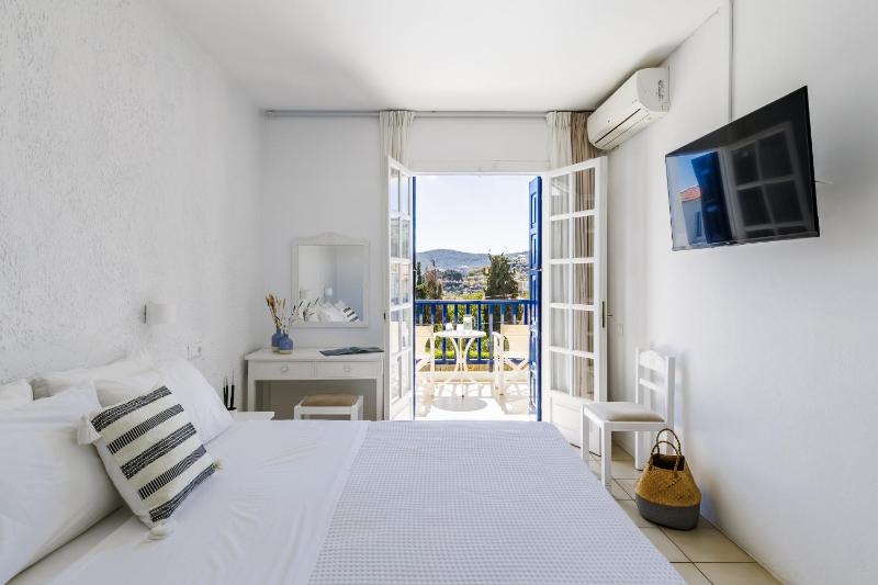 Aperitton Hotel - image 8