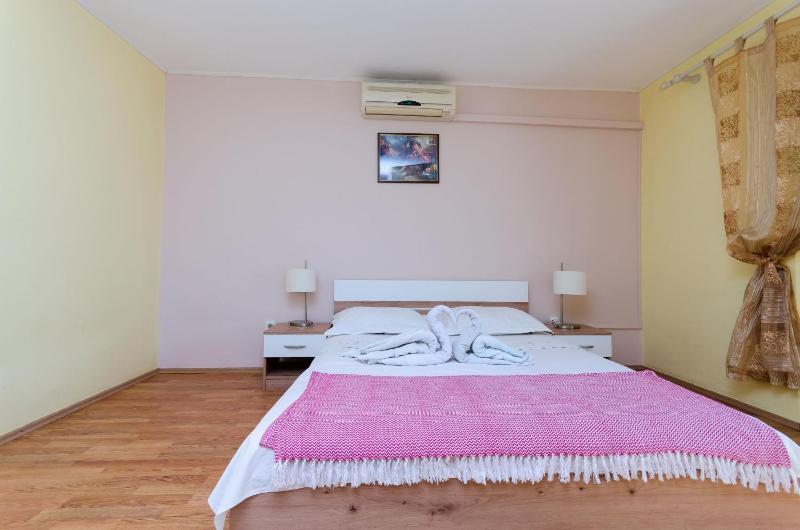 Apartments Zeljka - image 10