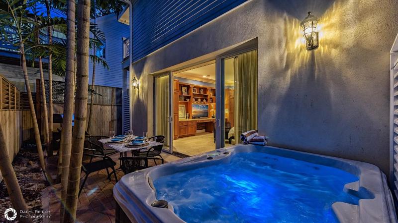 Darling of Duval by Last Key Realty - image 1