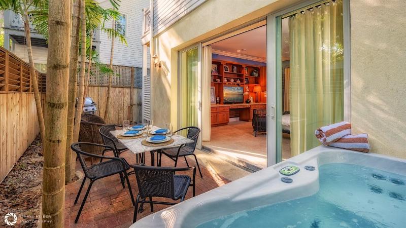 Darling of Duval by Last Key Realty - image 3