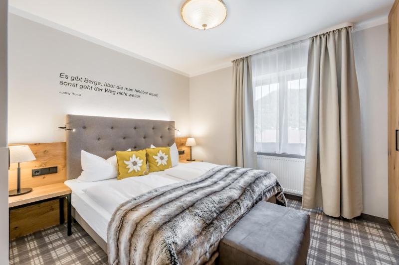 Suite image 3
