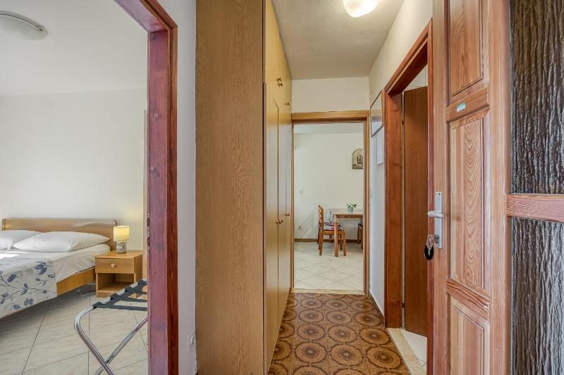 Apartments Orbanić - image 38