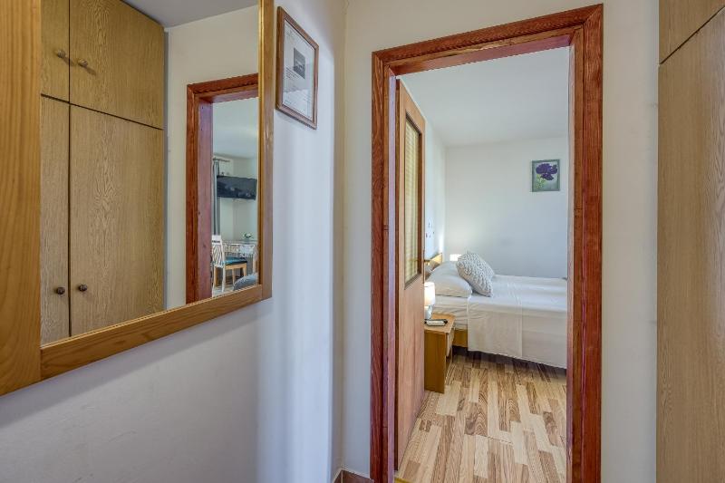 Apartment image 4