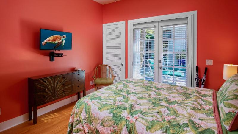 Elegant Escape by Last Key Realty - image 20