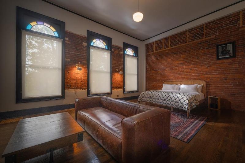 Suite image 4