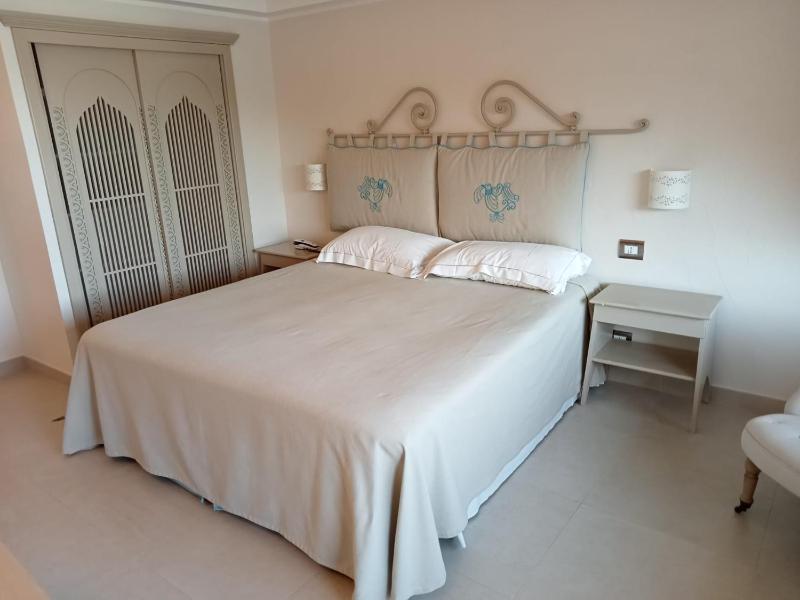 Double Room with Sea View image 2