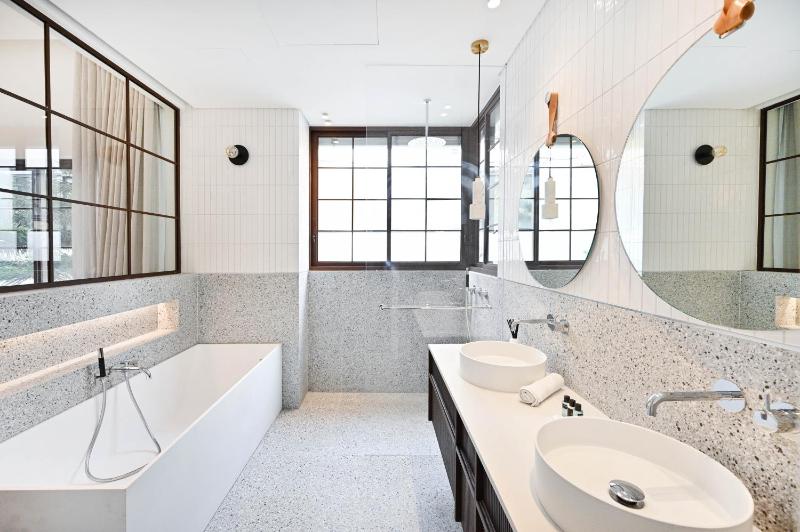 Charming 1BR Dizengoff by HolyGuest - image 3