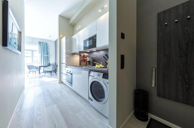 Admiralssuite - Exklusive 5-Sterne-Ferienwohnung mit Westbalkon in der Seefahrtsschule Wustrow - image 7