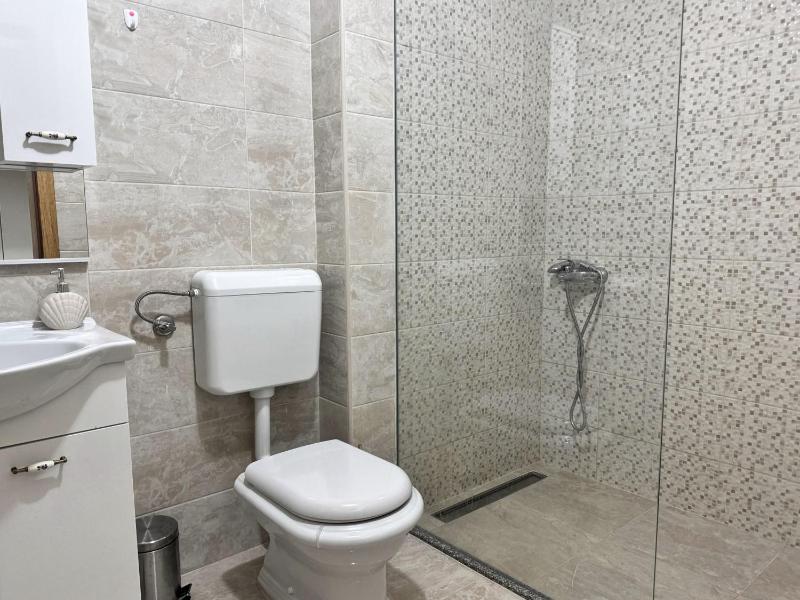 Apartment Lola - image 13