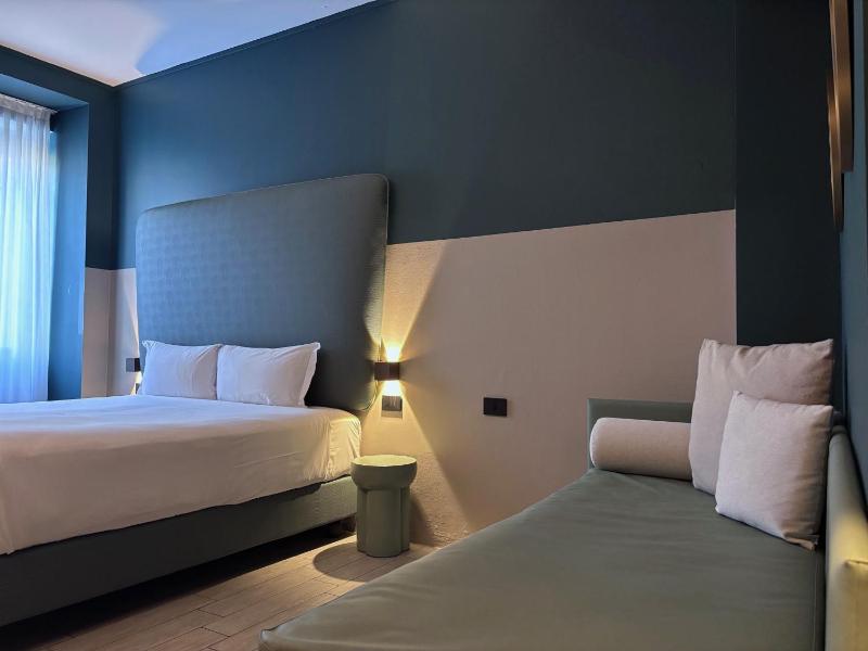 Triple Room image 1
