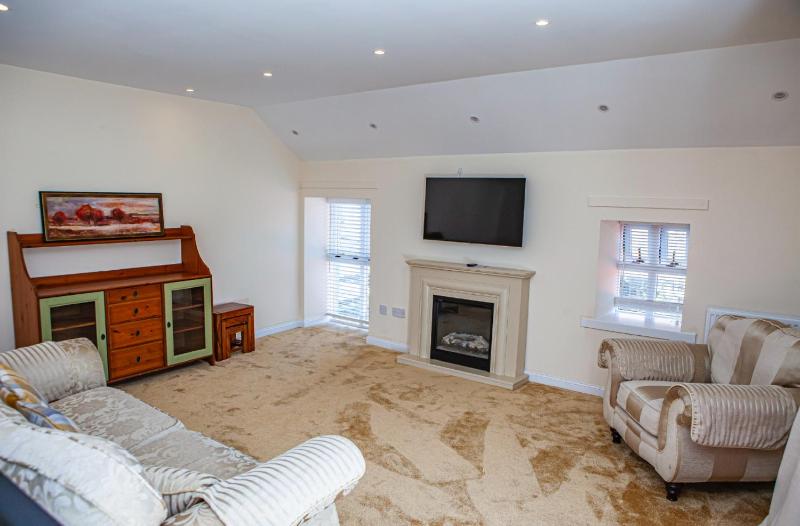 Cottage image 4