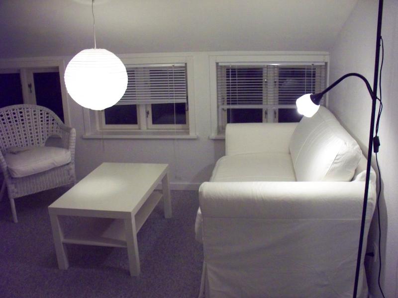Double Room with Shared Bathroom image 1