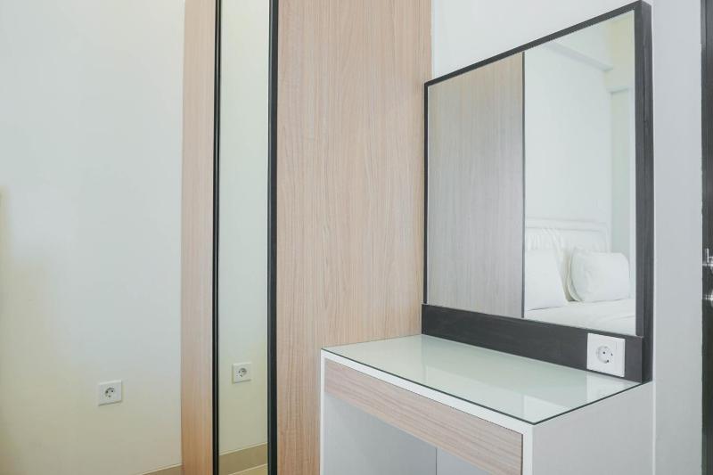 Cozy Living Studio Apartment Mustika Golf Residence By Travelio - image 14