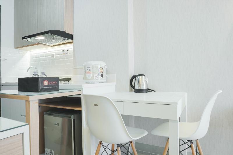 Cozy Living Studio Apartment Mustika Golf Residence By Travelio - image 21