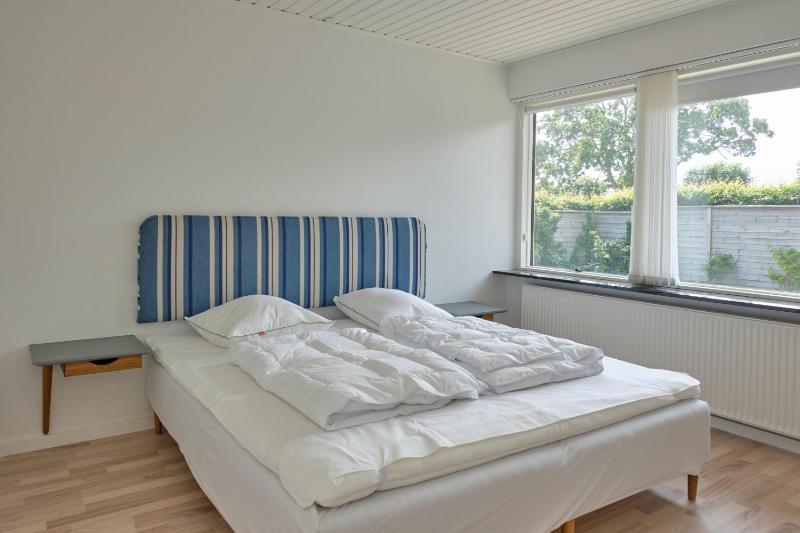 Amazing Home In Ebeltoft With 3 Bedrooms And Internet - image 4