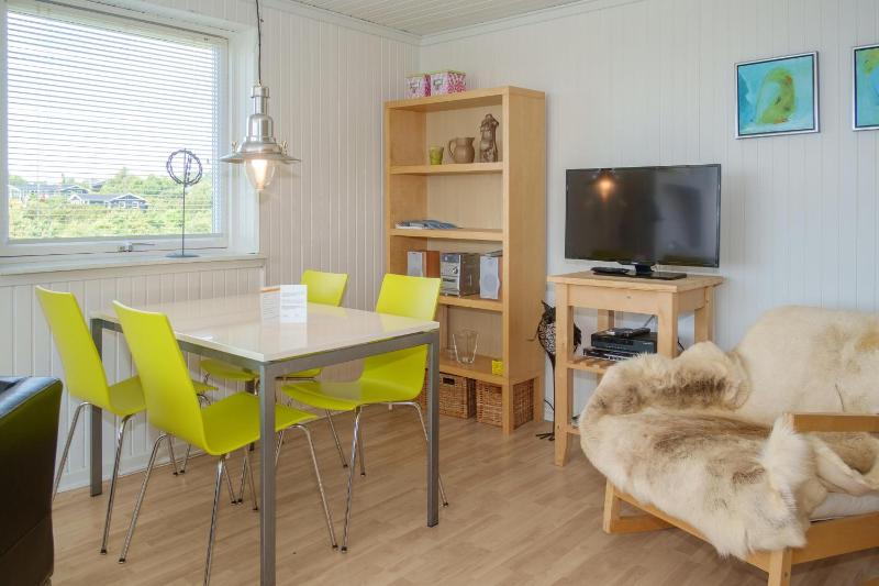 Beautiful Home In Ebeltoft With 3 Bedrooms Sauna And Internet - image 20