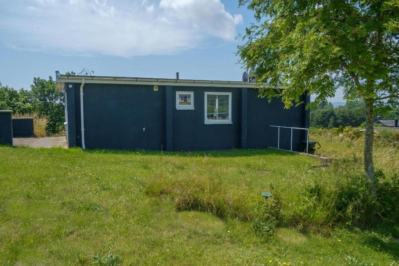 Beautiful Home In Ebeltoft With 3 Bedrooms Sauna And Internet - image 9