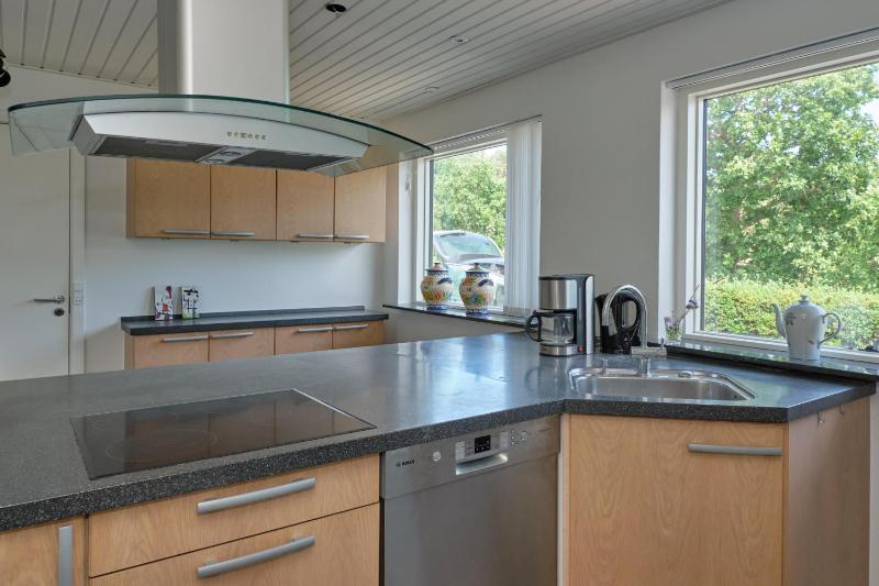 Amazing Home In Ebeltoft With 3 Bedrooms And Internet - image 18