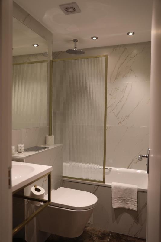 Junior Suite image 2