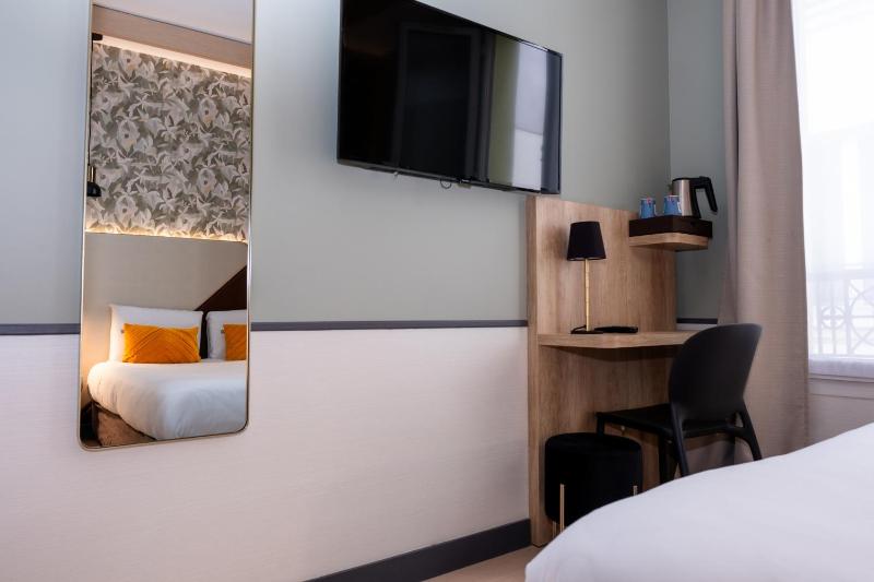 One Single Bed image 3