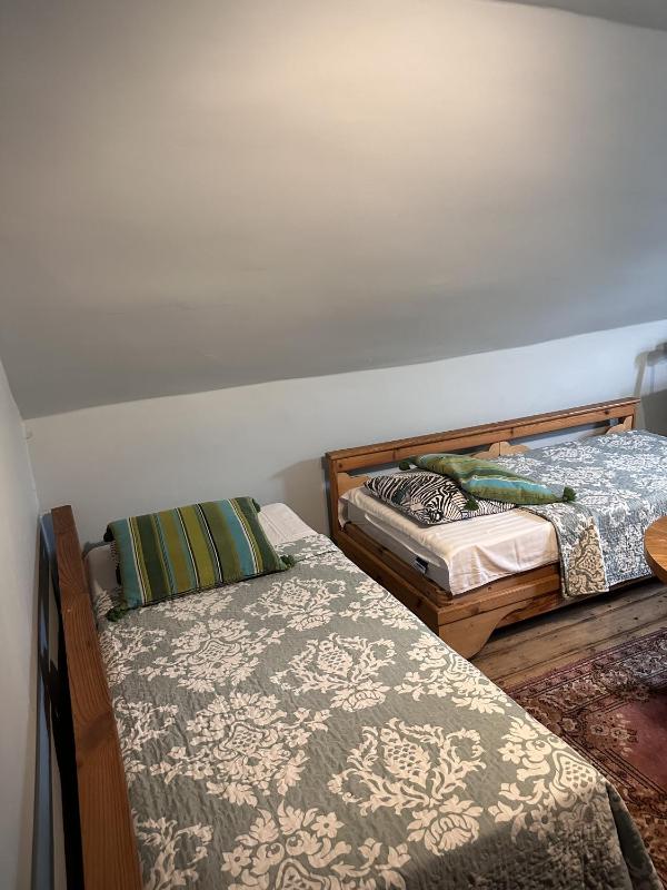 Family Room image 3