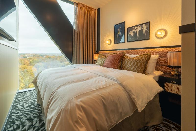 Jacy'z Hotel & Resort - image 12