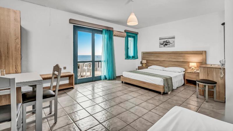 Double Room Side Sea View image 1