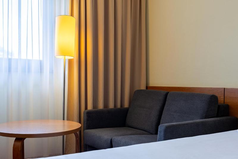 Standard Twin Room - Ground floor image 4