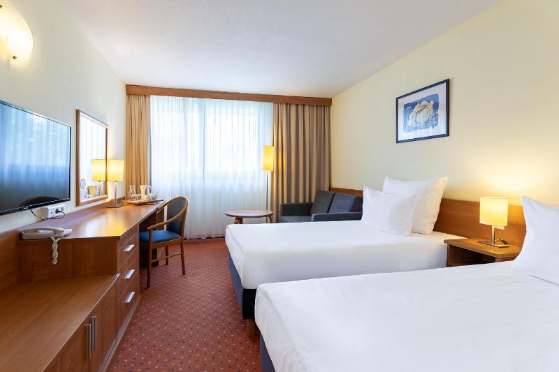 Standard Twin Room - Ground floor image 2