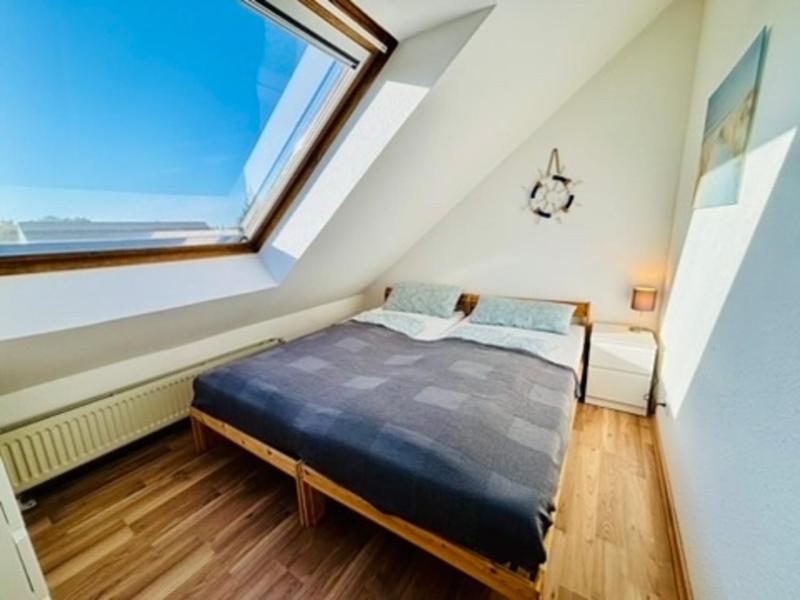 Ostsee Familienwohnung mit 3 Schlafzimmern & Garten - image 11