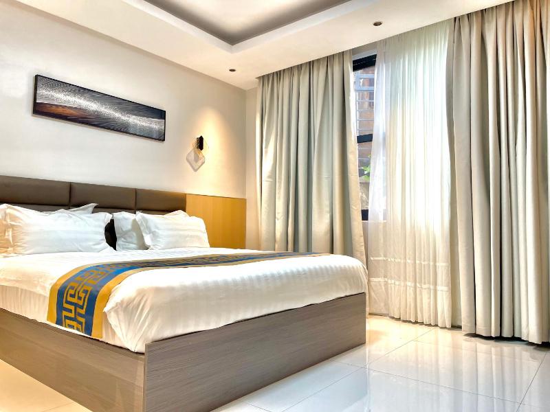 Step Apart Hotel - image 14