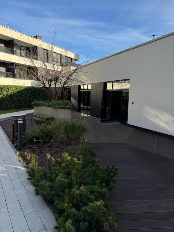Modern Vero Apartments Portova - image 19