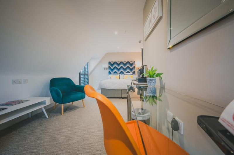 King Suite image 2