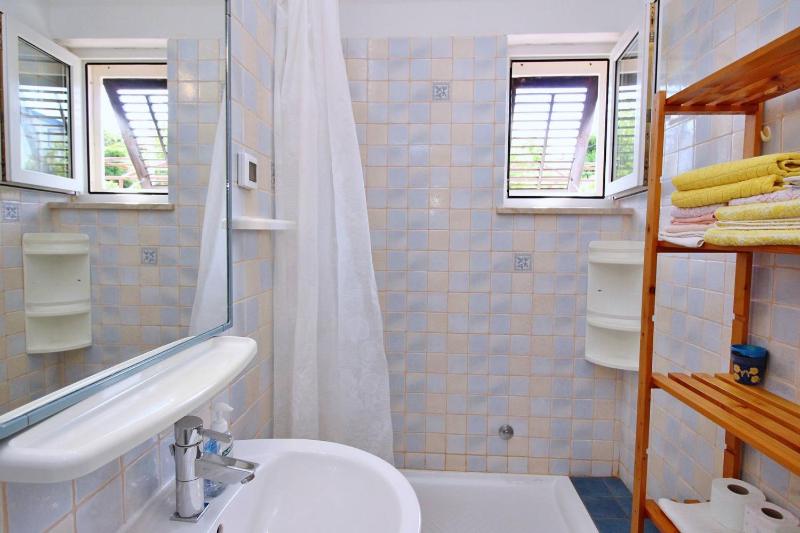 Apartment Bujas - image 3