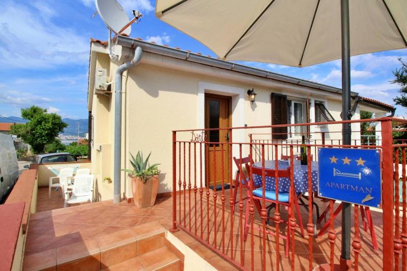 Apartment Bujas - image 16