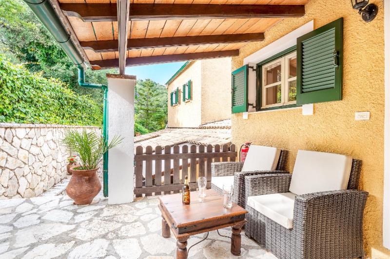 Villa Varvara Kerasia with private pool by DadoVillas - image 32