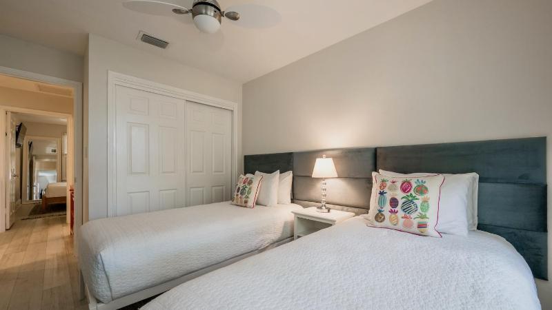 The Cozy Starfish by Last Key Realty - image 9