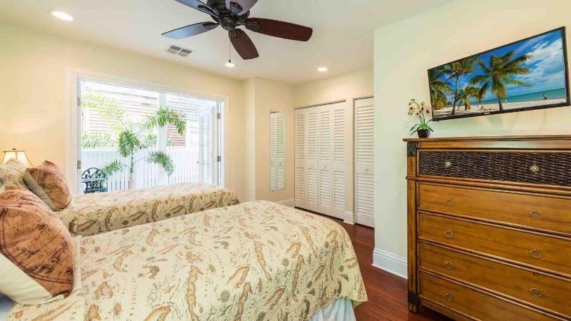 Sweet Home Angelita by Last Key Realty - image 22
