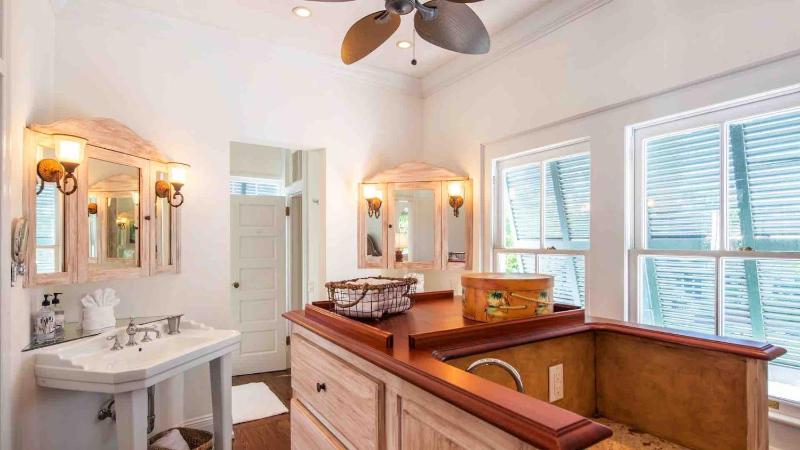 The Admirals Estate by Last Key Realty - image 18