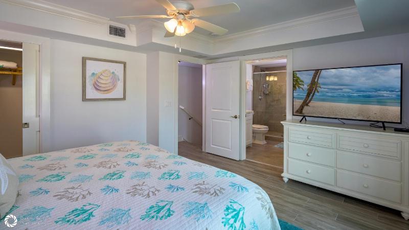 Seaport Sensation by Last Key Realty - image 10